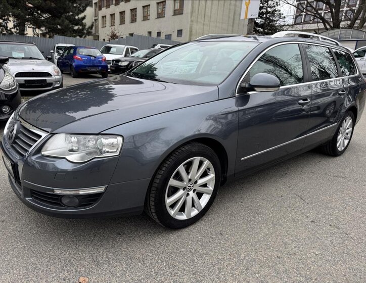 Volkswagen Passat Kombi 2,0 l 103 kw