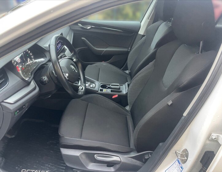 Škoda Octavia Kombi 2,0 l 85 kw