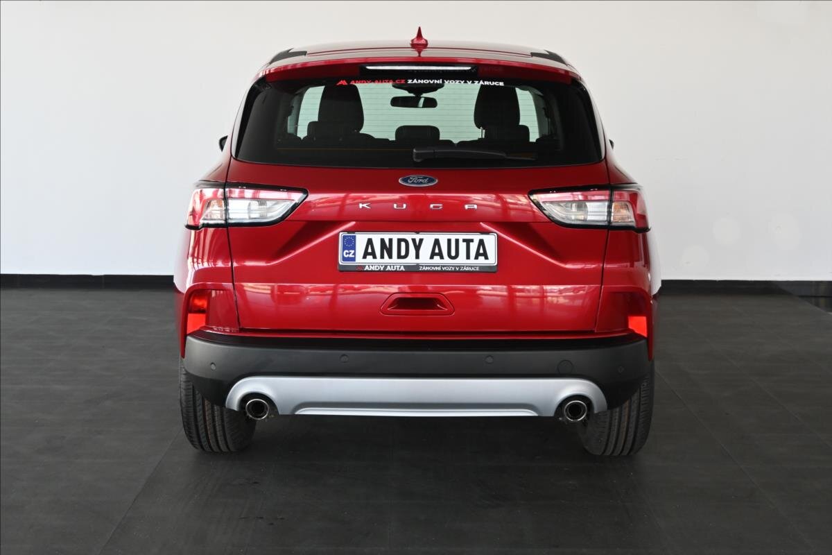 Ford Kuga SUV / Terénní 1,5 l 88 kw