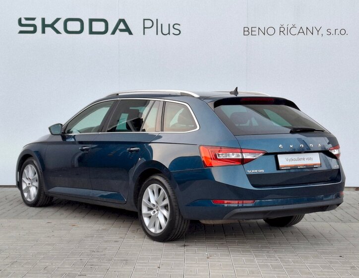 Škoda Superb 35