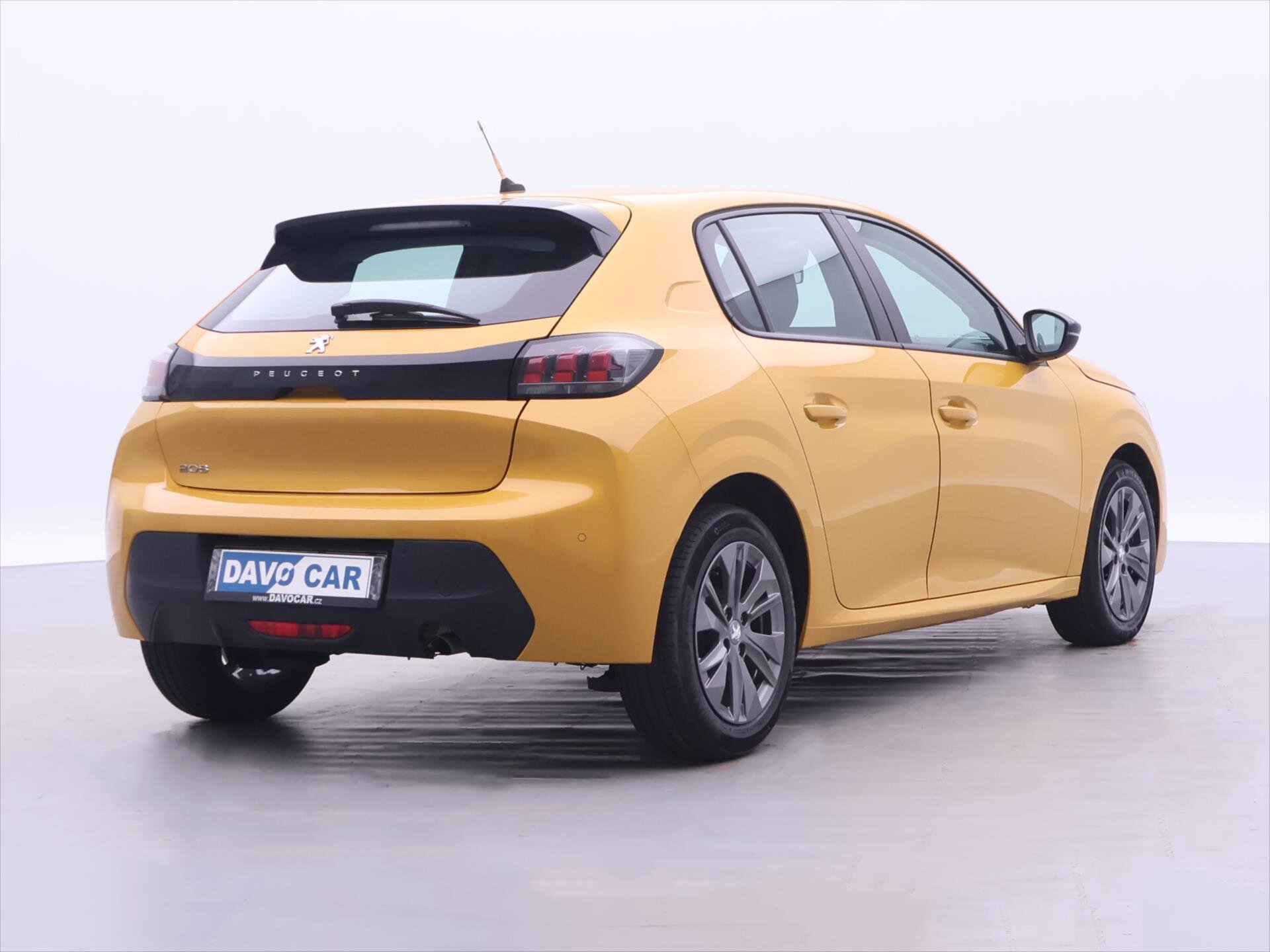 Peugeot 208 Hatchback 1,2 l 74 kw