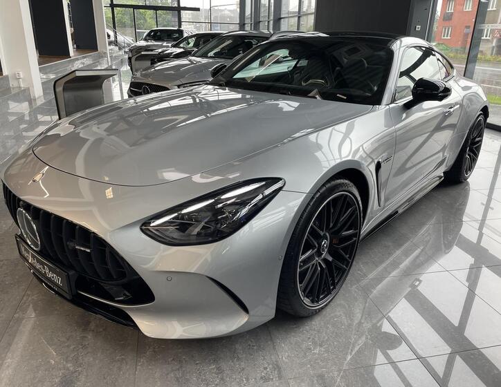 Mercedes-Benz AMG GT 1