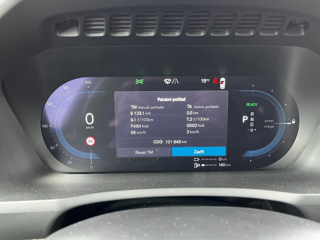 Volvo XC90 SUV / Terénní 2,0 l 335 kw