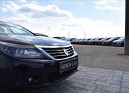 Renault Latitude Sedan / Limuzína 2,0 l 110 kw