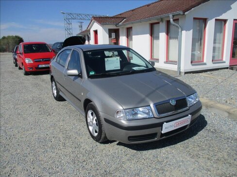 Škoda Octavia Liftback 1,6 l 75 kw