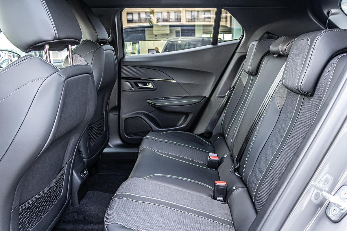 Peugeot 2008 SUV 1,5 l 105 kw