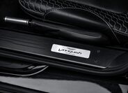 Aston Martin Vanquish 30