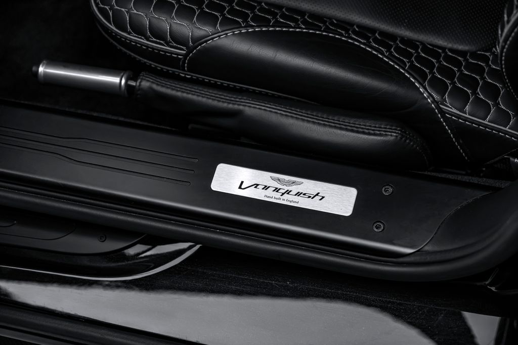 Aston Martin Vanquish