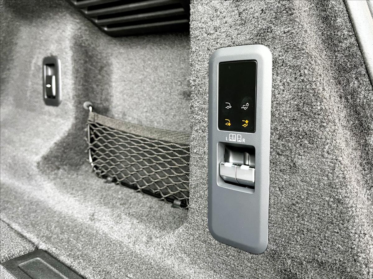 Land Rover Range Rover Sport SUV / Terénní 3,0 l 338 kw