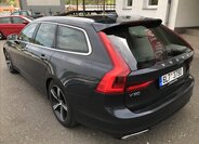 Volvo V90 Kombi 2,0 l 140 kw
