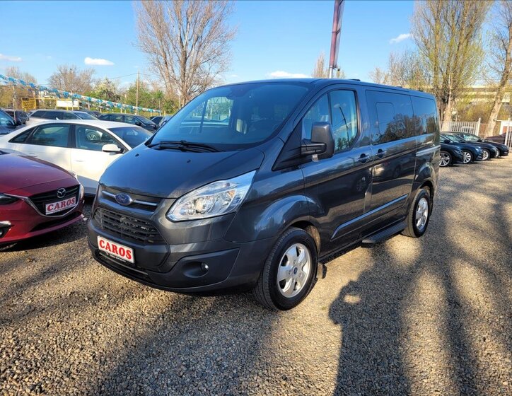 Ford Tourneo Custom MPV 2,0 l 125 kw