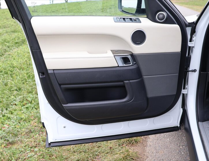 Land Rover Range Rover Sport SUV 3,0 l 215 kw