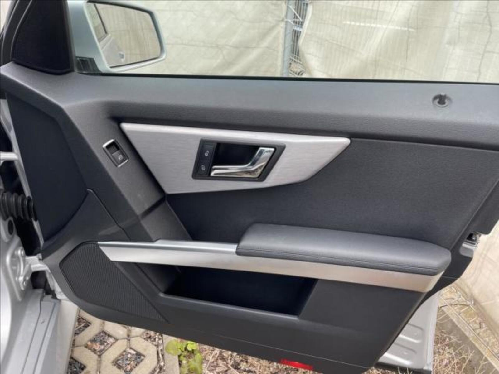 Mercedes-Benz GLK 17