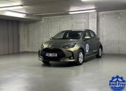 Toyota Yaris 1