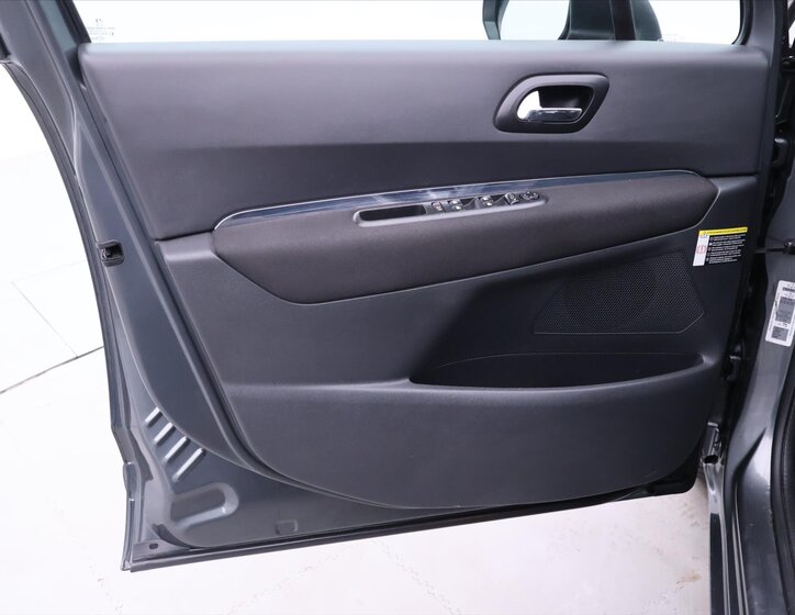 Peugeot 5008 MPV 1,6 l 88 kw