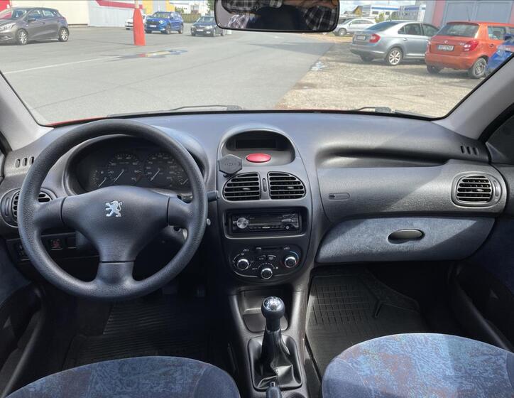 Peugeot 206 18