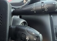 Peugeot 3008 SUV 1,2 l 96 kw