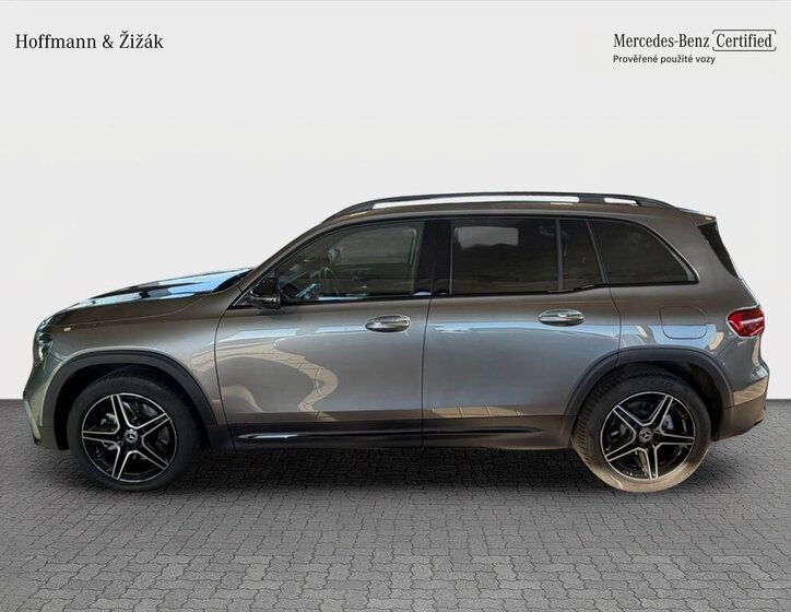 Mercedes-Benz GLB 8