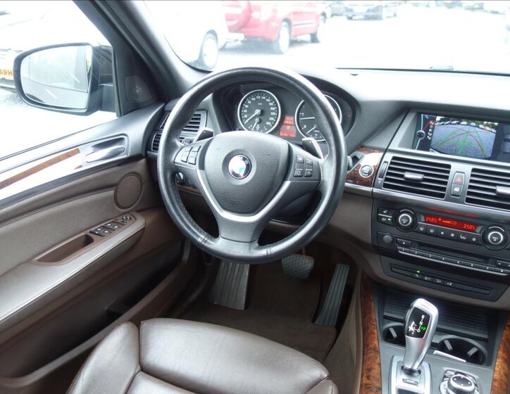 BMW X5 SUV / Terénní 3,0 l 225 kw