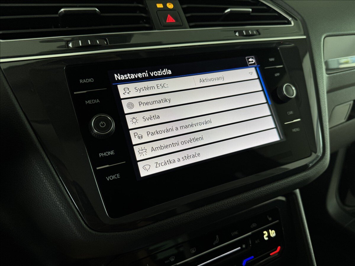 Volkswagen Tiguan SUV 2,0 l 110 kw