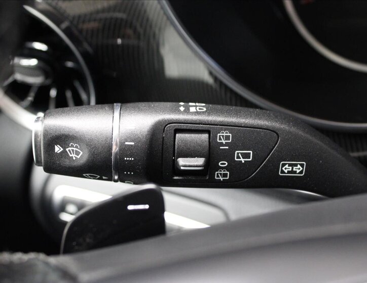 Mercedes-Benz Třídy V 22