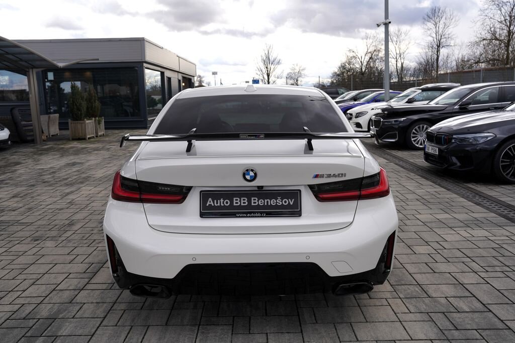 BMW Řada 3 Sedan 3,0 l 275 kw