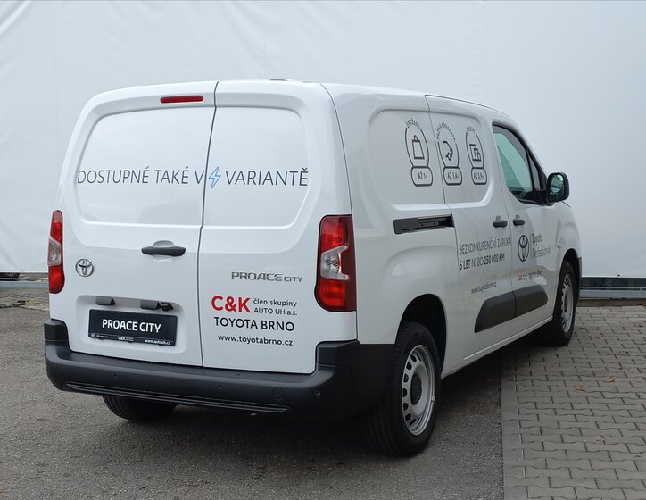 Toyota ProAce City 2