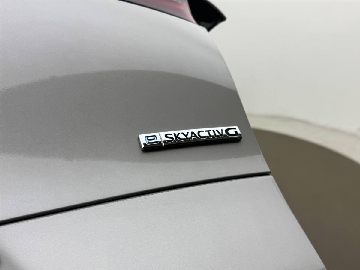 Mazda CX-30 SUV / Terénní 2,0 l 90 kw