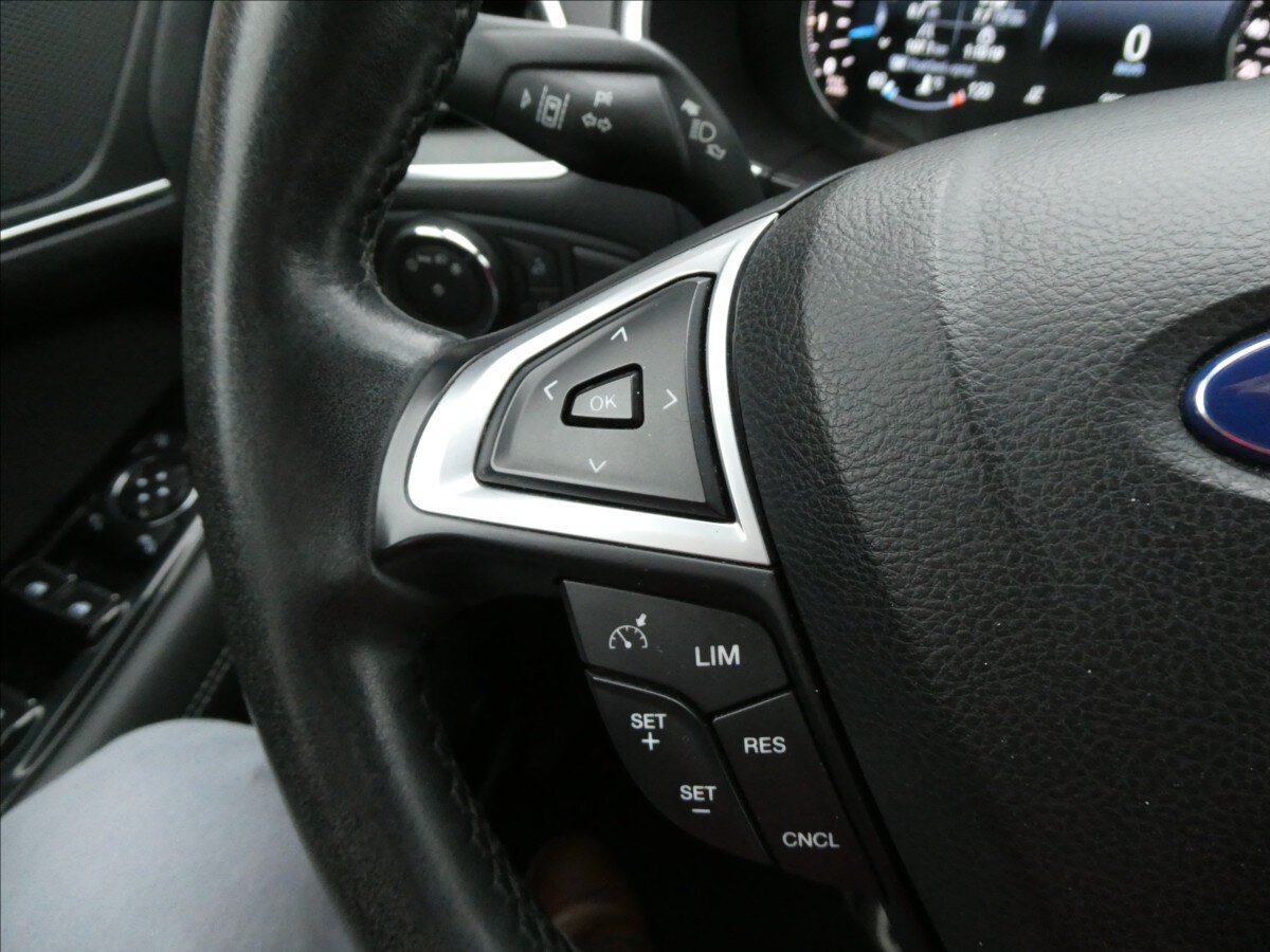 Ford S-MAX MPV 2,0 l 110 kw