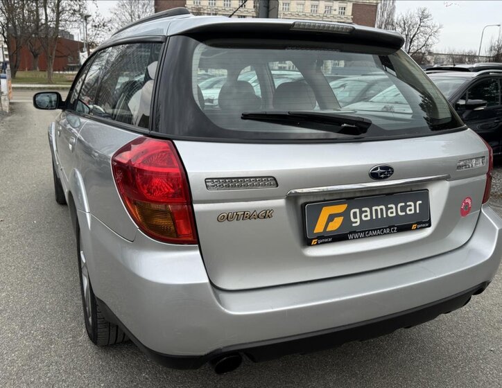 Subaru Legacy Kombi 3,0 l 180 kw