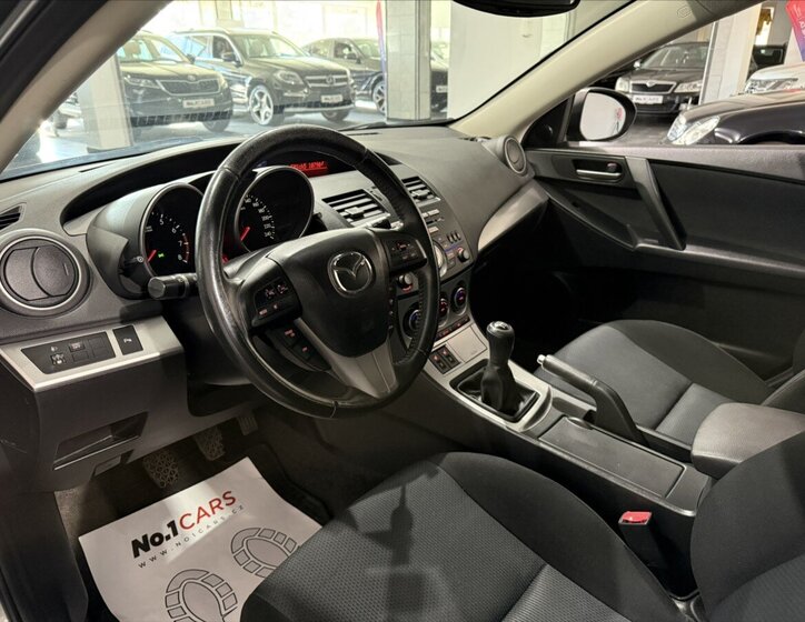 Mazda 3 Hatchback 1,6 l 77 kw