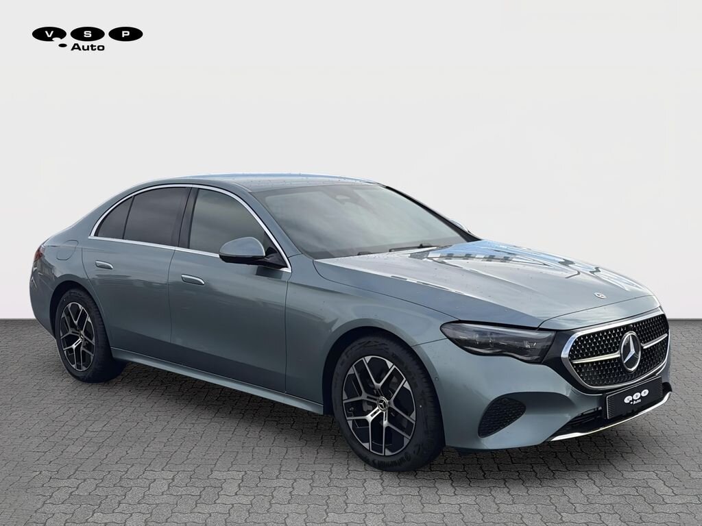 Mercedes-Benz Třídy E Sedan / Limuzína 2,0 l 145 kw