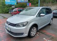 Volkswagen Touran Kombi 1,5 l 77 kw