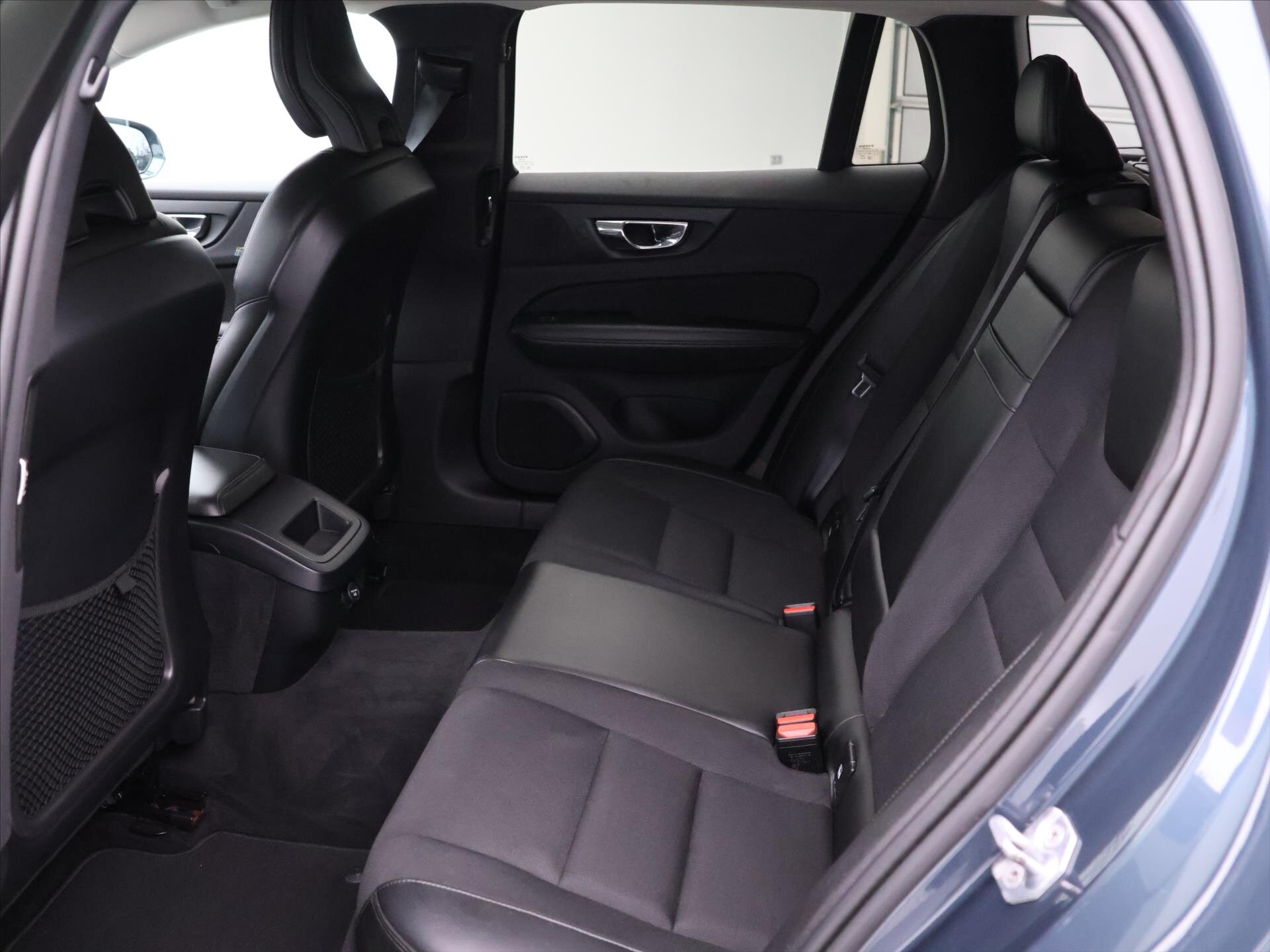 Volvo V60 Kombi 2,0 l 140 kw