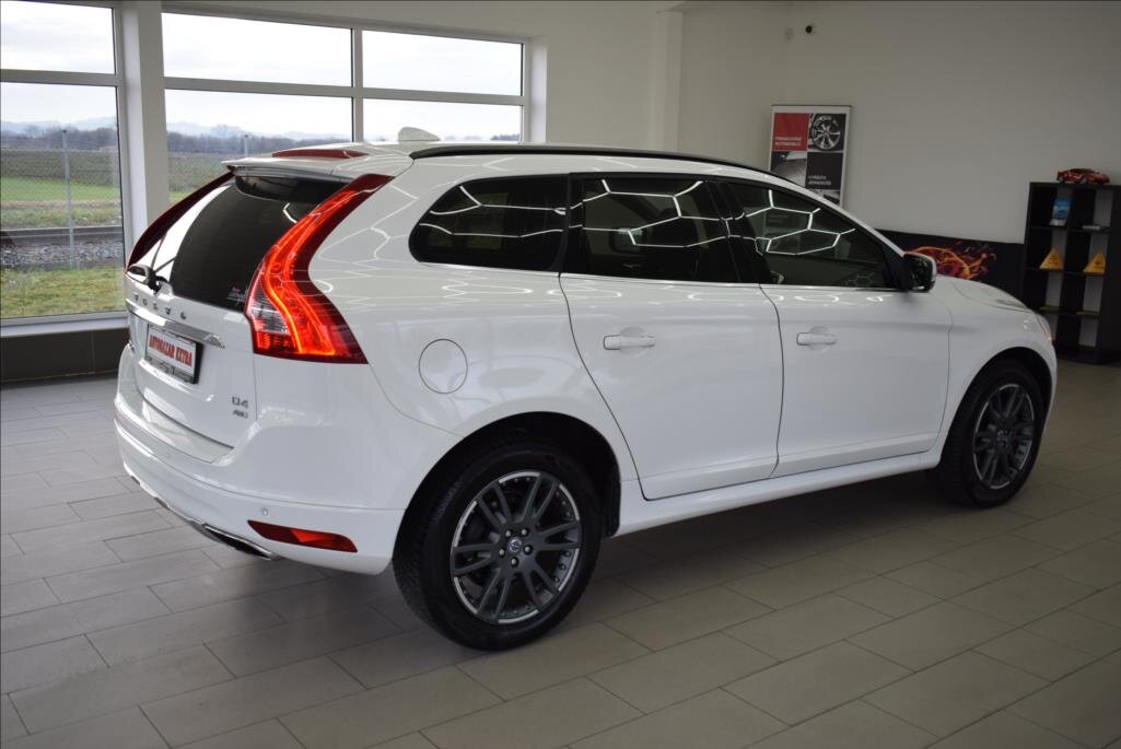 Volvo XC60 SUV 2,4 l 133 kw