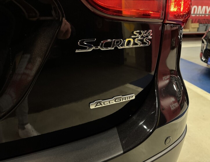 Suzuki SX4 S-Cross 7