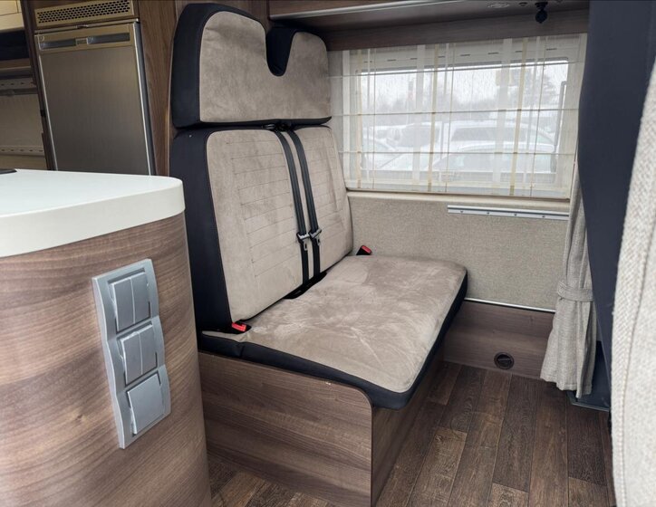 Peugeot Ostatní Ostatní 3,0 l 130 kw