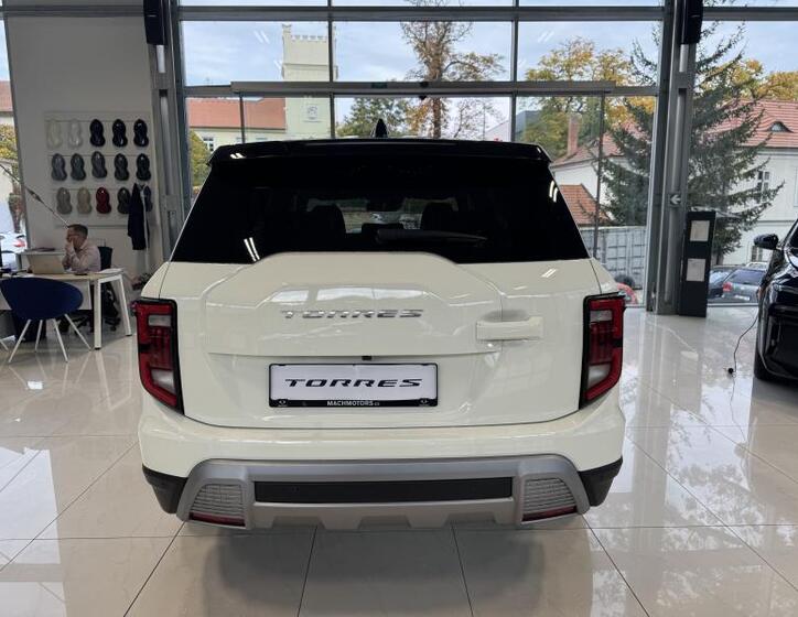SsangYong Torres 5