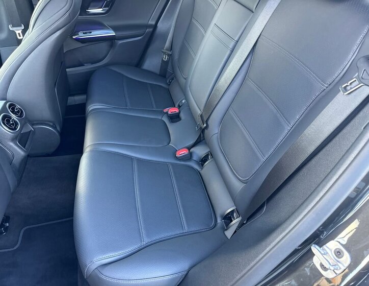 Mercedes-Benz GLC SUV / Terénní 2,0 l 145 kw