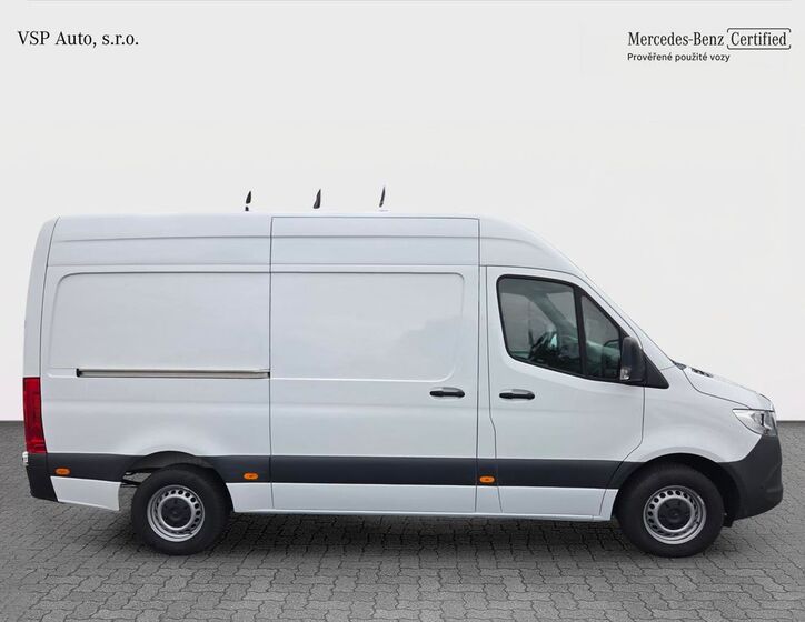 Mercedes-Benz Sprinter 6