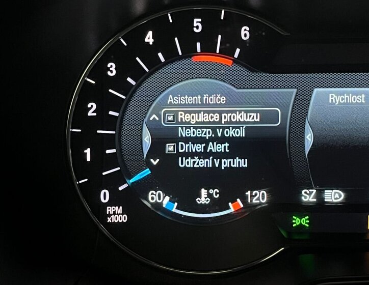 Ford Mondeo Kombi 2,0 l 110 kw