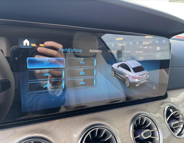 Mercedes-Benz Třídy E 15