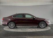 Volkswagen Passat Sedan / Limuzína 2,0 l 140 kw