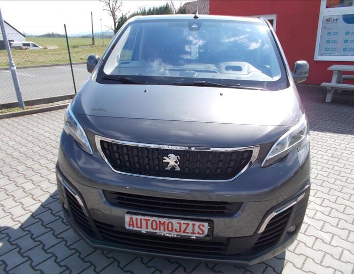 Peugeot Traveller 3