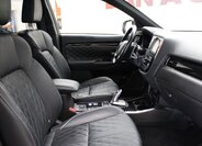 Mitsubishi Outlander SUV / Terénní 2,4 l 99 kw