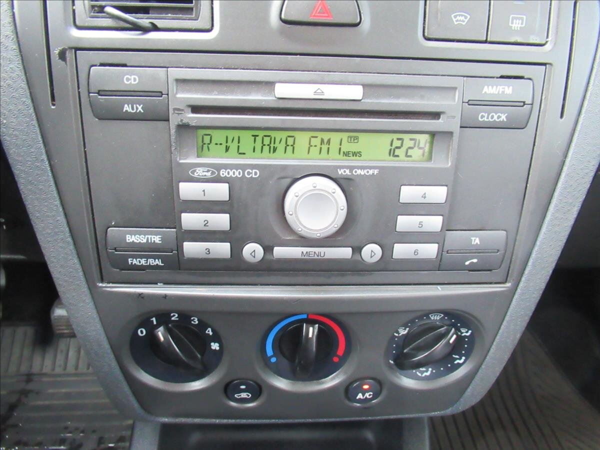 Ford Fusion Kombi 1,4 l 59 kw