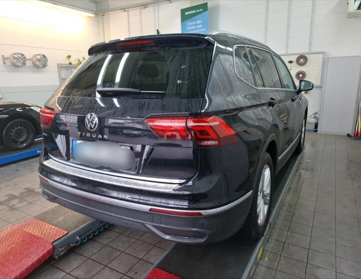 Volkswagen Tiguan Allspace SUV / Terénní 2,0 l 110 kw
