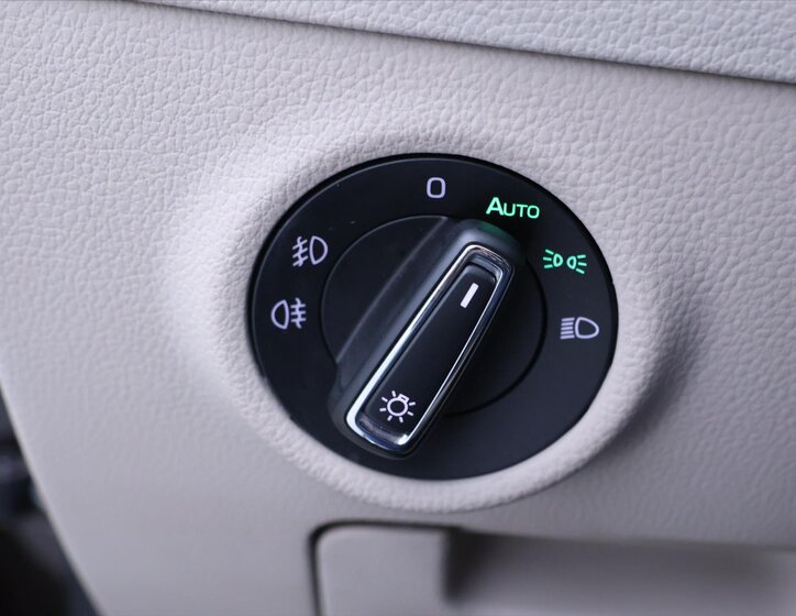 Škoda Superb Liftback 2,0 l 110 kw