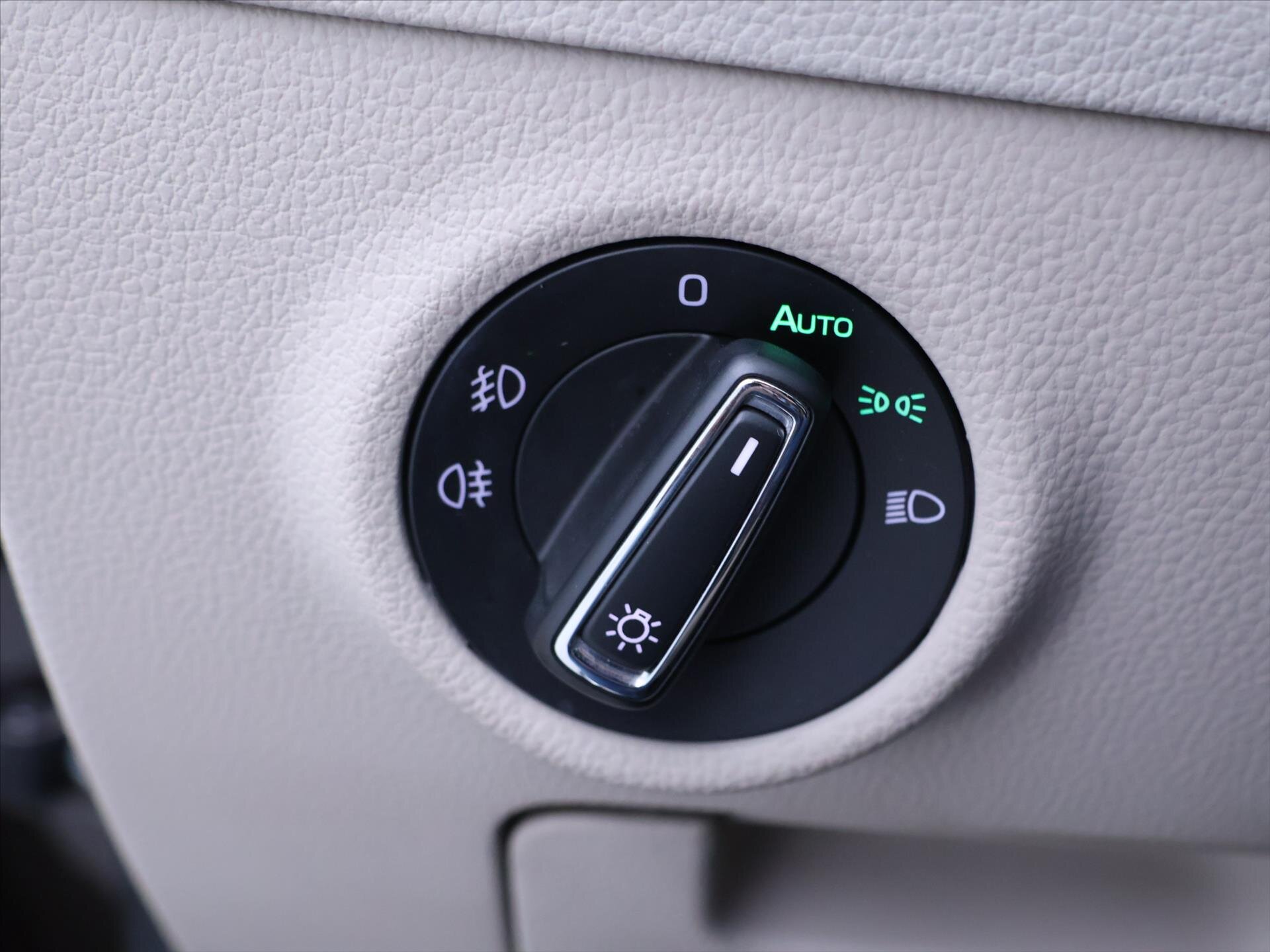 Škoda Superb Liftback 2,0 l 110 kw