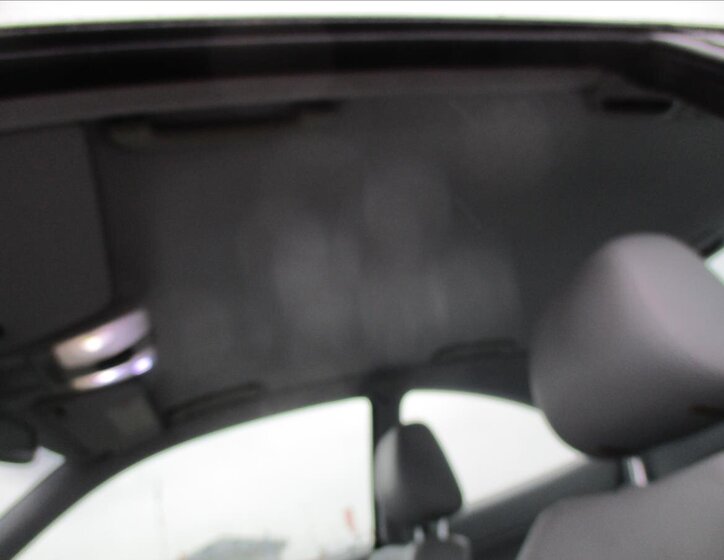 Mercedes-Benz CLK Kupé 2,0 l 120 kw